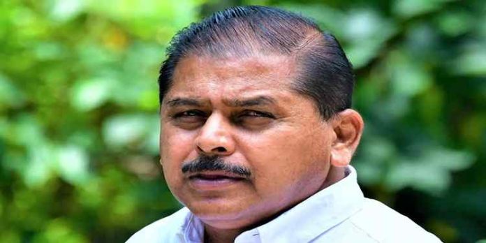 കുട്ടനാട്ടിലെ വിമതര്ക്കെതിരെ വിമര്ശനവുമായി സി.പി.എം ജില്ലാ സെക്രട്ടറി കുട്ടനാട്ടിലെ വിമതര്ക്കെതിരെ വിമര്ശനവുമായി സി.പി.എം ജില്ലാ സെക്രട്ടറി