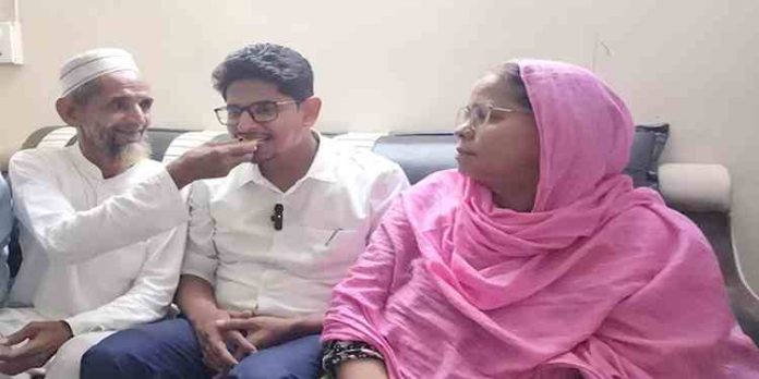 തട്ടുകടയിൽ ബിരിയാണി വിറ്റ മുഹമ്മദ് ഖാസിം ഇനി സിവിൽ കോടതി ജഡ്ജി തട്ടുകടയിൽ ബിരിയാണി വിറ്റ മുഹമ്മദ് ഖാസിം ഇനി സിവിൽ കോടതി ജഡ്ജി