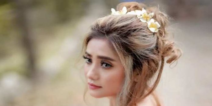 കലാപത്തിനിടെ മൈ ഹോം ഇന്ത്യ പരിപാടിയിൽ പങ്കെടുത്ത മണിപ്പൂരി നടിക്ക് മൂന്നു വർഷം വിലക്ക് കലാപത്തിനിടെ മൈ ഹോം ഇന്ത്യ പരിപാടിയിൽ പങ്കെടുത്ത മണിപ്പൂരി നടിക്ക് മൂന്നു വർഷം വിലക്ക്