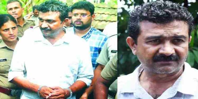 പാലക്കാട് യുവാക്കളുടെ മരണം: സ്ഥലം ഉടമ അനന്തകുമാറിനെ മജിസ്ട്രേറ്റിന് മുന്നിൽ ഹാജരാക്കി പാലക്കാട് യുവാക്കളുടെ മരണം: സ്ഥലം ഉടമ അനന്തകുമാറിനെ മജിസ്ട്രേറ്റിന് മുന്നിൽ ഹാജരാക്കി