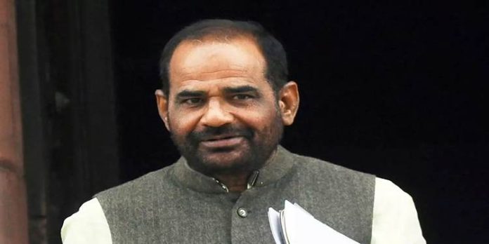 ലോക് സഭയിൽ വർഗീയ പരാമർശം നടത്തിയ രമേശ് ബിധൂരിക്ക് പുതിയ സംഘടനാ ചുമതല നൽകി ബി.ജെ.പി ലോക് സഭയിൽ വർഗീയ പരാമർശം നടത്തിയ രമേശ് ബിധൂരിക്ക് പുതിയ സംഘടനാ ചുമതല നൽകി ബി.ജെ.പി