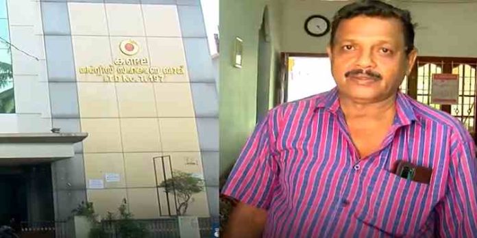 കണ്ടല സഹകരണ ബാങ്കിൽ നിക്ഷേപിച്ച പണം ലഭിച്ചില്ല; സൈനികന് മകളുടെ കല്യാണം മാറ്റിവെക്കേണ്ടിവന്നത് രണ്ട് തവണ കണ്ടല സഹകരണ ബാങ്കിൽ നിക്ഷേപിച്ച പണം ലഭിച്ചില്ല; സൈനികന് മകളുടെ കല്യാണം മാറ്റിവെക്കേണ്ടിവന്നത് രണ്ട് തവണ