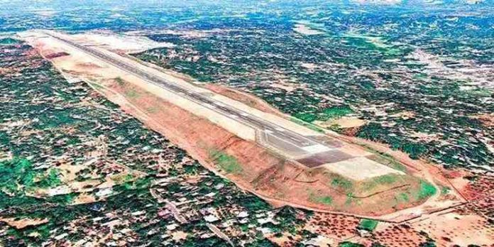 കരിപ്പൂർ: രേഖ സമര്പ്പിച്ചത് 20 ഭൂവുടമകള് കരിപ്പൂർ: രേഖ സമര്പ്പിച്ചത് 20 ഭൂവുടമകള്