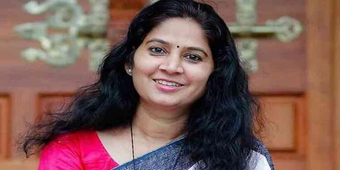 നമ്മുടെ സമൂഹത്തിന് സിനിമക്കാരോട് ഒരു തരം ഭ്രാന്താണെന്ന് യു പ്രതിഭ എംഎൽഎ നമ്മുടെ സമൂഹത്തിന് സിനിമക്കാരോട് ഒരു തരം ഭ്രാന്താണെന്ന് യു പ്രതിഭ എംഎൽഎ