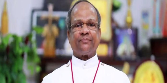 ബിഷപ്പ് ധർമരാജ് റസാലത്തിന് തിരിച്ചടി, സിഎസ്ഐ മോഡറേറ്റർ പദവിയിൽ നിന്ന് അയോഗ്യനാക്കി ബിഷപ്പ് ധർമരാജ് റസാലത്തിന് തിരിച്ചടി, സിഎസ്ഐ മോഡറേറ്റർ പദവിയിൽ നിന്ന് അയോഗ്യനാക്കി