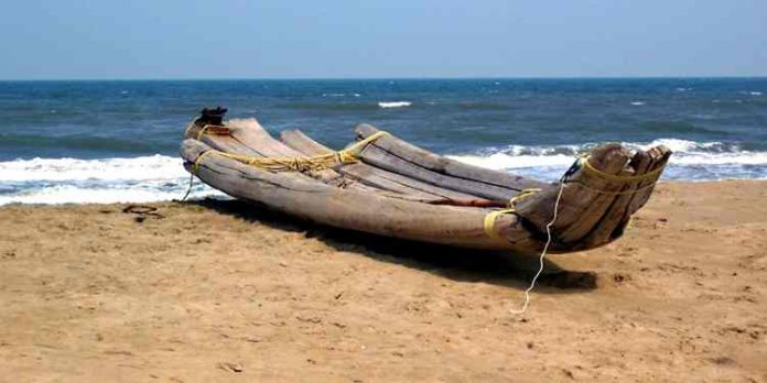വിഴിഞ്ഞത്ത് കട്ടമരം മറിഞ്ഞ് മത്സ്യത്തൊഴിലാളി മരിച്ചു വിഴിഞ്ഞത്ത് കട്ടമരം മറിഞ്ഞ് മത്സ്യത്തൊഴിലാളി മരിച്ചു