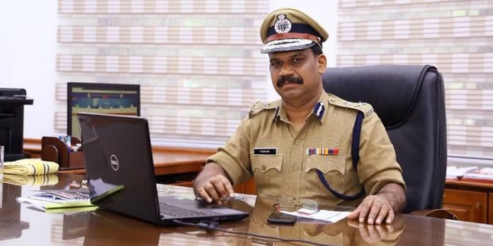 ഐജി പി.വിജയന്റെ സസ്പെന്ഷന് പിന്വലിക്കാന് ശുപാര്ശ ഐജി പി.വിജയന്റെ സസ്പെന്ഷന് പിന്വലിക്കാന് ശുപാര്ശ