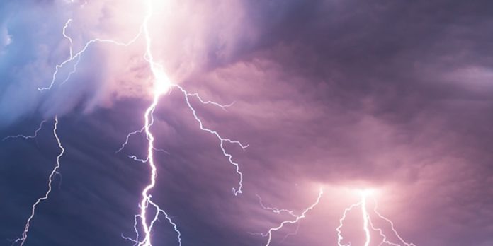 കേരളത്തിൽ ഇടിമിന്നലോടു കൂടിയ മഴയ്ക്ക് സാധ്യത കേരളത്തിൽ ഇടിമിന്നലോടു കൂടിയ മഴയ്ക്ക് സാധ്യത