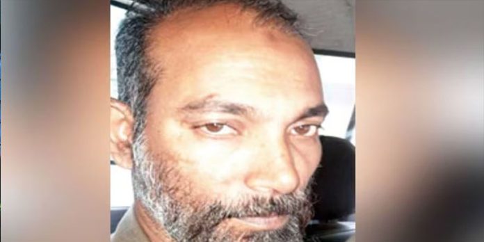 ബസില് വെച്ച് 15കാരിക്ക് നേരെ ലൈംഗികാതിക്രമം ; ജീവനക്കാരന് അറസ്റ്റില് ബസില് വെച്ച് 15കാരിക്ക് നേരെ ലൈംഗികാതിക്രമം ; ജീവനക്കാരന് അറസ്റ്റില്