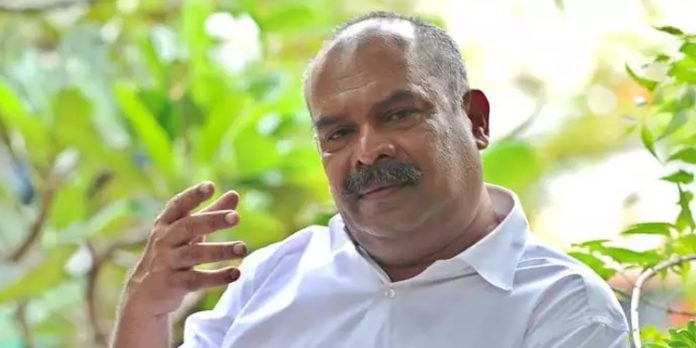 ഒരു ആൺ പ്രതിമ കിട്ടിയിരുന്നെങ്കിൽ കുട്ടികൾ ഉണ്ടാകുമായിരുന്നു, ഇത് ഒരു ഗുണവുമില്ല; സ്ത്രീവിരുദ്ധ പരാമർശം ആവർത്തിച്ച് അലൻസിയർ ഒരു ആൺ പ്രതിമ കിട്ടിയിരുന്നെങ്കിൽ കുട്ടികൾ ഉണ്ടാകുമായിരുന്നു, ഇത് ഒരു ഗുണവുമില്ല; സ്ത്രീവിരുദ്ധ പരാമർശം ആവർത്തിച്ച് അലൻസിയർ