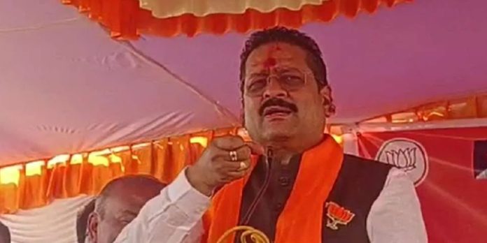 ഇന്ത്യയുടെ ആദ്യ പ്രധാനമന്ത്രി നെഹ്റു അല്ല ; വിവാദ പരാമർശവുമായി ബിജെപി എംഎൽഎ ഇന്ത്യയുടെ ആദ്യ പ്രധാനമന്ത്രി നെഹ്റു അല്ല ; വിവാദ പരാമർശവുമായി ബിജെപി എംഎൽഎ