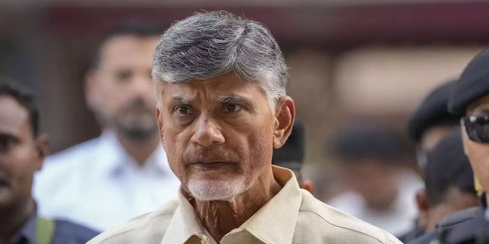 നായിഡുവിന്റെ ചോദ്യം ചെയ്യല് പൂര്ത്തിയായി ; ഇന്ന് കോടതിയില് ഹാജരാക്കിയേക്കും നായിഡുവിന്റെ ചോദ്യം ചെയ്യല് പൂര്ത്തിയായി ; ഇന്ന് കോടതിയില് ഹാജരാക്കിയേക്കും