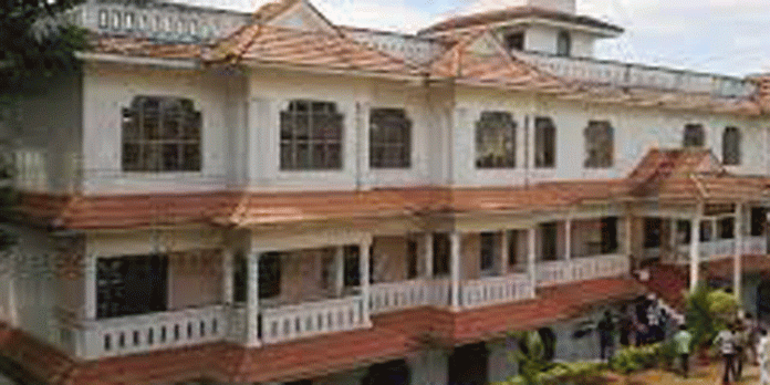 സെയ്ൻറ് തോമസ് കോളേജ് മലയാളം അസോസിയേഷന്റെ ഉദ്ഘാടനം നടന്നു സെയ്ൻറ് തോമസ് കോളേജ് മലയാളം അസോസിയേഷന്റെ ഉദ്ഘാടനം നടന്നു