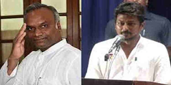 സനാതന ധർമ്മ പരാമർശം: ഉദയനിധി സ്റ്റാലിനും പ്രിയങ്ക് ഖർഗെയ്ക്കുമെതിരെ കേസ് സനാതന ധർമ്മ പരാമർശം: ഉദയനിധി സ്റ്റാലിനും പ്രിയങ്ക് ഖർഗെയ്ക്കുമെതിരെ കേസ്