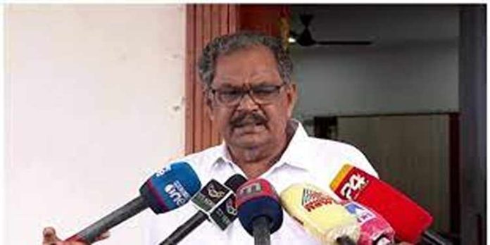 പാർട്ടി അരവിന്ദാക്ഷനൊപ്പമാണെന്ന് സിപിഎം തൃശൂർ ജില്ല സെക്രട്ടറി എംഎം വർഗീസ് പാർട്ടി അരവിന്ദാക്ഷനൊപ്പമാണെന്ന് സിപിഎം തൃശൂർ ജില്ല സെക്രട്ടറി എംഎം വർഗീസ്