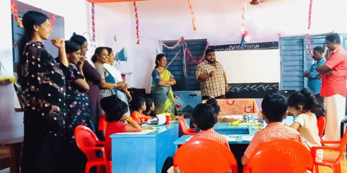 ഇടമുറി ഗവ.ഹയർ സെക്കന്ററി സ്ക്കൂളില് വരയുത്സവം നടത്തി ഇടമുറി ഗവ.ഹയർ സെക്കന്ററി സ്ക്കൂളില് വരയുത്സവം നടത്തി