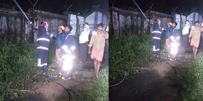 കോന്നി കെ എസ് ഇ ബി സബ്സ്റ്റേഷനിൽ തീപിടുത്തം കോന്നി കെ എസ് ഇ ബി സബ്സ്റ്റേഷനിൽ തീപിടുത്തം