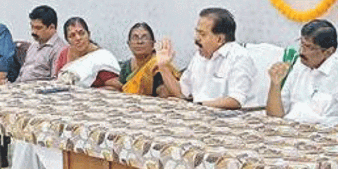 കൂടുതൽ പ്രദേശങ്ങളിലേക്ക് ബസ് സർവീസ് വേണം ; താലൂക്ക് വികസനസമിതി കൂടുതൽ പ്രദേശങ്ങളിലേക്ക് ബസ് സർവീസ് വേണം ; താലൂക്ക് വികസനസമിതി