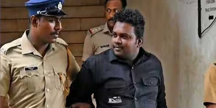 സിപിഎം നേതാക്കളുടെ ഭാര്യമാരെ സമൂഹമാധ്യമങ്ങളിൽ അവഹേളിച്ച യൂത്ത് കോൺഗ്രസ് പ്രവർത്തകന് ജാമ്യം സിപിഎം നേതാക്കളുടെ ഭാര്യമാരെ സമൂഹമാധ്യമങ്ങളിൽ അവഹേളിച്ച യൂത്ത് കോൺഗ്രസ് പ്രവർത്തകന് ജാമ്യം