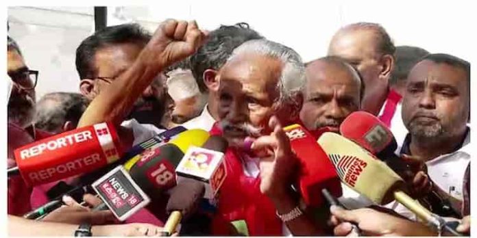 പിണറായി സർക്കാർ മനുഷ്യരെ കൊല്ലുന്നത് മുയലിനെ കൊല്ലുംപോലെ : ഗ്രോ വാസു പിണറായി സർക്കാർ മനുഷ്യരെ കൊല്ലുന്നത് മുയലിനെ കൊല്ലുംപോലെ : ഗ്രോ വാസു