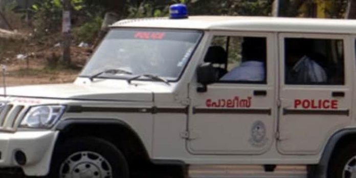 എസ്ഐയെ സിഐ കളളക്കേസിൽ കുരുക്കി, വഴിത്തിരിവ്, തെളിവായി രക്ത പരിശോധനാ റിപ്പോർട്ട് എസ്ഐയെ സിഐ കളളക്കേസിൽ കുരുക്കി, വഴിത്തിരിവ്, തെളിവായി രക്ത പരിശോധനാ റിപ്പോർട്ട്