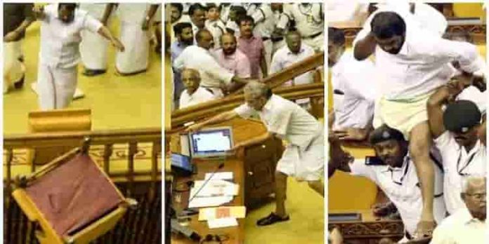 നിയമസഭാ കയ്യാങ്കളി കേസ് : മുൻ കോൺഗ്രസ് എംഎൽഎമാർക്കെതിരെ പ്രത്യേക കേസെടുക്കും നിയമസഭാ കയ്യാങ്കളി കേസ് : മുൻ കോൺഗ്രസ് എംഎൽഎമാർക്കെതിരെ പ്രത്യേക കേസെടുക്കും