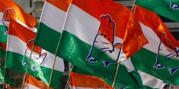 സോളാര് ഗൂഢാലോചന ; സെക്രട്ടറിയേറ്റ് വളയാന് യുഡിഎഫ് സോളാര് ഗൂഢാലോചന ; സെക്രട്ടറിയേറ്റ് വളയാന് യുഡിഎഫ്