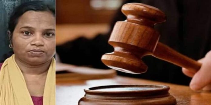 നാദാപുരത്ത് പെൺകുട്ടിയെ ലൈംഗികമായി പീഡിപ്പിച്ച സംഭവം ; യുവതിക്ക് 75 വർഷം തടവ് നാദാപുരത്ത് പെൺകുട്ടിയെ ലൈംഗികമായി പീഡിപ്പിച്ച സംഭവം ; യുവതിക്ക് 75 വർഷം തടവ്