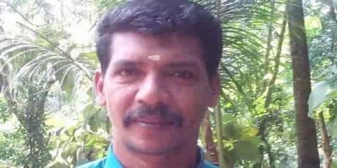 താന്നിമൂടിൽ മദ്യപാനത്തിനിടെ യുവാവ് കെട്ടിടത്തിൽ നിന്ന് വീണു മരിച്ചു ; കൊലപാതകമെന്ന് സംശയം താന്നിമൂടിൽ മദ്യപാനത്തിനിടെ യുവാവ് കെട്ടിടത്തിൽ നിന്ന് വീണു മരിച്ചു ; കൊലപാതകമെന്ന് സംശയം