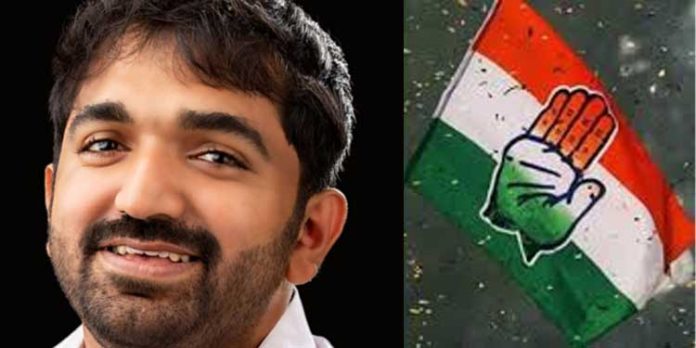 നേടിയത് ചാണ്ടി, ജയിച്ചത് യുഡിഎഫ് ; വരും തെരഞ്ഞെടുപ്പുകളിലേക്ക് നീട്ടി തുഴയെറിഞ്ഞ് വലത് മുന്നണി നേടിയത് ചാണ്ടി, ജയിച്ചത് യുഡിഎഫ് ; വരും തെരഞ്ഞെടുപ്പുകളിലേക്ക് നീട്ടി തുഴയെറിഞ്ഞ് വലത് മുന്നണി