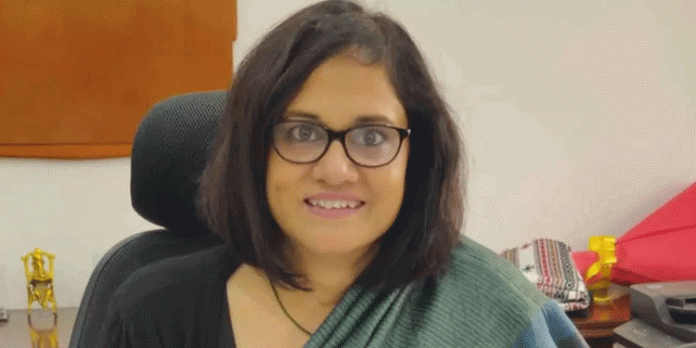 ഇന്ത്യൻ റെയിൽവേ ബോർഡിന്റെ ആദ്യ വനിതാ ചെയർപേഴ്സണായി ജയാവർമ സിൻഹ അധികാരമേറ്റു ഇന്ത്യൻ റെയിൽവേ ബോർഡിന്റെ ആദ്യ വനിതാ ചെയർപേഴ്സണായി ജയാവർമ സിൻഹ അധികാരമേറ്റു