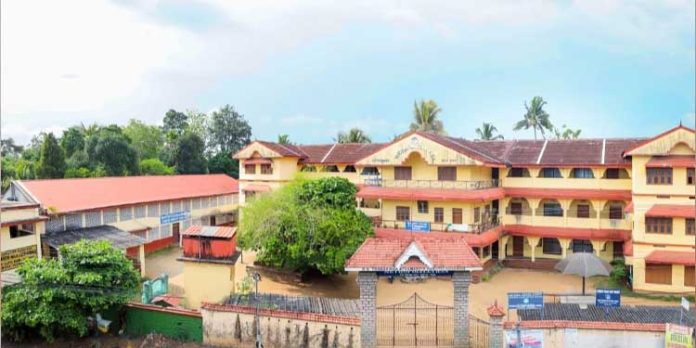 മെത്രാപ്പോലീത്തന് ഹയര് സെക്കണ്ടറി സ്കൂള് എഴുപത്തിയഞ്ചിൻ്റെ നിറവിൽ മെത്രാപ്പോലീത്തന് ഹയര് സെക്കണ്ടറി സ്കൂള് എഴുപത്തിയഞ്ചിൻ്റെ നിറവിൽ