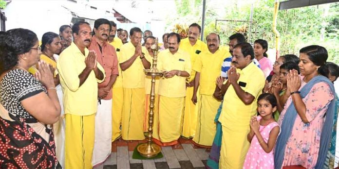 ജാതിവിവേചനം ഇന്നും മറ്റൊരു രൂപത്തിൽ പ്രചരിക്കുന്നതിന്റെ ഉദാഹരണമാണ് ദേവസ്വം മന്ത്രിക്ക് നേരിടേണ്ടി വന്നത് ; എസ്എൻഡിപി യോഗം ജാതിവിവേചനം ഇന്നും മറ്റൊരു രൂപത്തിൽ പ്രചരിക്കുന്നതിന്റെ ഉദാഹരണമാണ് ദേവസ്വം മന്ത്രിക്ക് നേരിടേണ്ടി വന്നത് ; എസ്എൻഡിപി യോഗം