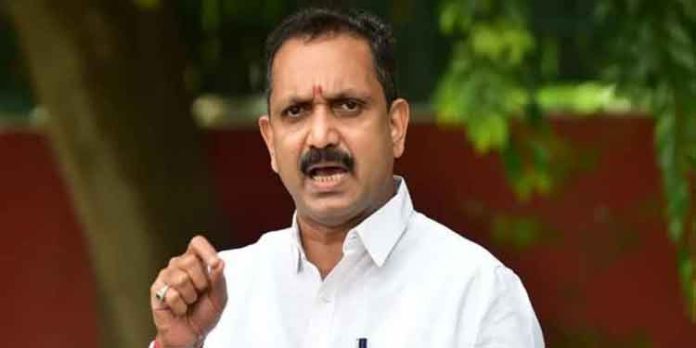 കണ്ണൂര് എഡിഎമ്മിന്റെ മരണം ഞെട്ടിക്കുന്നതെന്ന് കെ സുരേന്ദ്രന് ; പിപി ദിവ്യയെ അറസ്റ്റ് ചെയ്യണം കണ്ണൂര് എഡിഎമ്മിന്റെ മരണം ഞെട്ടിക്കുന്നതെന്ന് കെ സുരേന്ദ്രന് ; പിപി ദിവ്യയെ അറസ്റ്റ് ചെയ്യണം