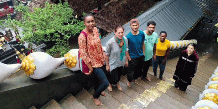 കല്ലേലി ഊരാളി അപ്പൂപ്പൻ കാവ് സന്ദർശിച്ച് വിവിധ രാജ്യങ്ങളിൽ നിന്നുള്ള വിദ്യാർഥികൾ കല്ലേലി ഊരാളി അപ്പൂപ്പൻ കാവ് സന്ദർശിച്ച് വിവിധ രാജ്യങ്ങളിൽ നിന്നുള്ള വിദ്യാർഥികൾ