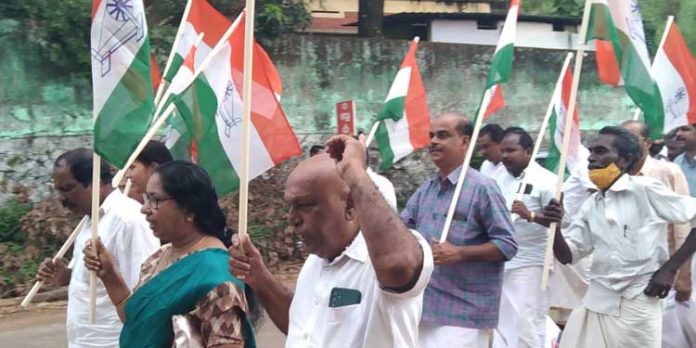 ചാണ്ടി ഉമ്മന് ചരിത്ര വിജയം ; ആഹ്ളാദ പ്രകടനവും യോഗവും നടത്തി കോൺഗ്രസ് കൊടുമൺ മണ്ഡലം കമ്മറ്റി ചാണ്ടി ഉമ്മന് ചരിത്ര വിജയം ; ആഹ്ളാദ പ്രകടനവും യോഗവും നടത്തി കോൺഗ്രസ് കൊടുമൺ മണ്ഡലം കമ്മറ്റി