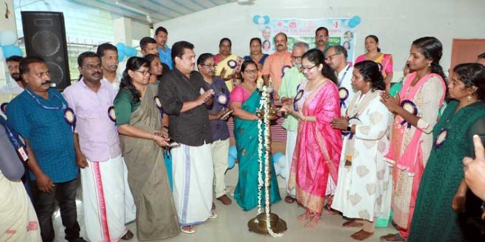 ശാസ്ത്രസാങ്കേതിക വിദ്യയ്ക്കൊപ്പം കാഴ്ചപ്പാടും മാറണം : ജില്ലാ കളക്ടര് ശാസ്ത്രസാങ്കേതിക വിദ്യയ്ക്കൊപ്പം കാഴ്ചപ്പാടും മാറണം : ജില്ലാ കളക്ടര്