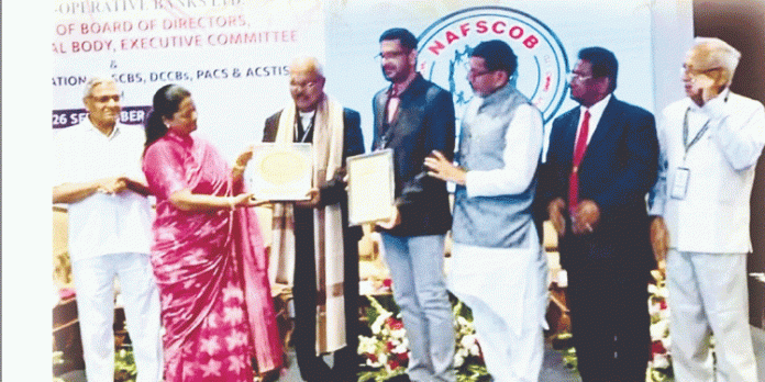 നിക്ഷേപകരിൽ പരിഭ്രാന്തിയുടെ അന്തരീക്ഷം സൃഷ്ടിക്കുന്നത് അപലപനീയം ; കേരള ബാങ്ക് പ്രസിഡന്റ് നിക്ഷേപകരിൽ പരിഭ്രാന്തിയുടെ അന്തരീക്ഷം സൃഷ്ടിക്കുന്നത് അപലപനീയം ; കേരള ബാങ്ക് പ്രസിഡന്റ്