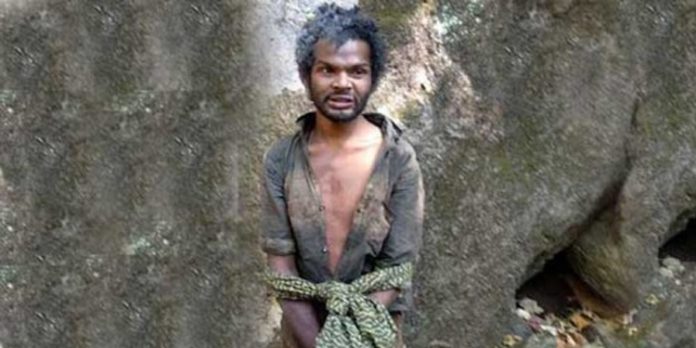 അട്ടപ്പാടി മധു വധക്കേസ് : സങ്കട ഹര്ജി നല്കി മധുവിന്റെ അമ്മ അട്ടപ്പാടി മധു വധക്കേസ് : സങ്കട ഹര്ജി നല്കി മധുവിന്റെ അമ്മ