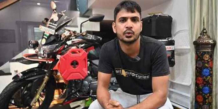 മല്ലു വ്ളോഗര്ക്കെതിരായ പീഡന പരാതി ; സൗദി യുവതിയുടെ രഹസ്യ മൊഴി രേഖപ്പെടുത്തും മല്ലു വ്ളോഗര്ക്കെതിരായ പീഡന പരാതി ; സൗദി യുവതിയുടെ രഹസ്യ മൊഴി രേഖപ്പെടുത്തും