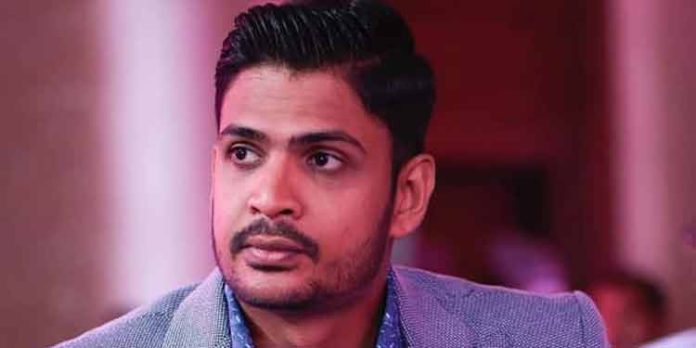 പീഡന പരാതി ; കോടതിയെ സമീപിക്കാനൊരുങ്ങി മല്ലു ട്രാവലർ പീഡന പരാതി ; കോടതിയെ സമീപിക്കാനൊരുങ്ങി മല്ലു ട്രാവലർ