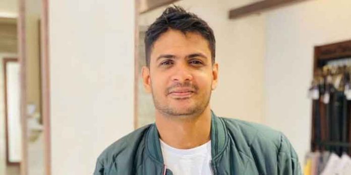 മല്ലു ട്രാവലർ ഉടൻ നാട്ടിലെത്തില്ല ; പീഡന പരാതിയില് നടപടി വൈകുമെന്ന് പോലീസ് മല്ലു ട്രാവലർ ഉടൻ നാട്ടിലെത്തില്ല ; പീഡന പരാതിയില് നടപടി വൈകുമെന്ന് പോലീസ്