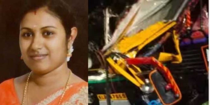 ഓട്ടോറിക്ഷ അച്ചൻകോവിലാറ്റിലേക്ക് മറിഞ്ഞ് യുവതിക്ക് ദാരുണാന്ത്യം ; 3 വയസുകാരനായി തെരച്ചിൽ ഊർജിതം ഓട്ടോറിക്ഷ അച്ചൻകോവിലാറ്റിലേക്ക് മറിഞ്ഞ് യുവതിക്ക് ദാരുണാന്ത്യം ; 3 വയസുകാരനായി തെരച്ചിൽ ഊർജിതം