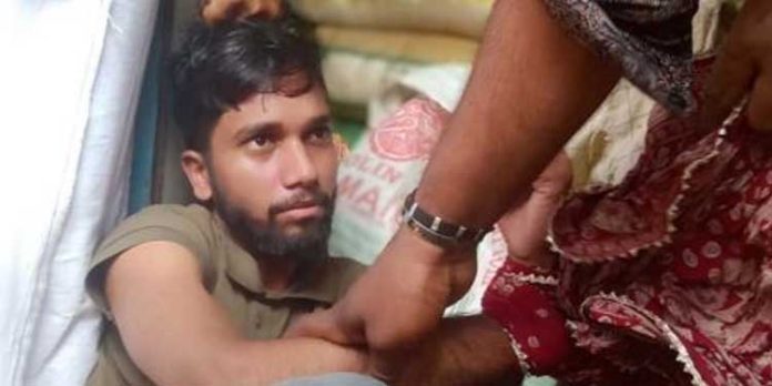 കല്ലാച്ചിയിൽ 17കാരിയെ യുവാവ് കുത്തിപ്പരിക്കേൽപ്പിച്ച സംഭവം ; വിവാഹത്തിൽ നിന്ന് പിന്മാറിയതിന്റെ വൈരാഗ്യത്തിൽ കല്ലാച്ചിയിൽ 17കാരിയെ യുവാവ് കുത്തിപ്പരിക്കേൽപ്പിച്ച സംഭവം ; വിവാഹത്തിൽ നിന്ന് പിന്മാറിയതിന്റെ വൈരാഗ്യത്തിൽ