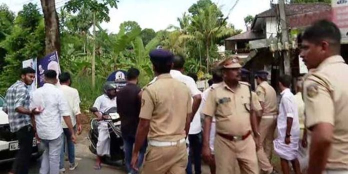 മണർകാട് യൂത്ത് കോൺഗ്രസ് -ഡിവൈഎഫ്ഐ സംഘർഷം മണർകാട് യൂത്ത് കോൺഗ്രസ് -ഡിവൈഎഫ്ഐ സംഘർഷം