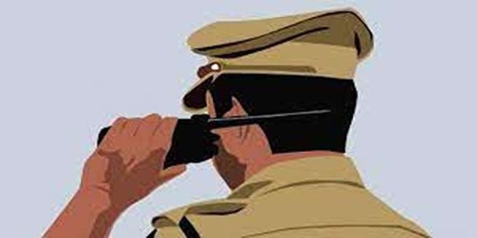 കൊച്ചി സിറ്റിയിലെ ആയുര്വേദ സ്പാകളിലും മസ്സാജ് പാർലറുകളിലും പോലീസ് റെയ്ഡ് കൊച്ചി സിറ്റിയിലെ ആയുര്വേദ സ്പാകളിലും മസ്സാജ് പാർലറുകളിലും പോലീസ് റെയ്ഡ്