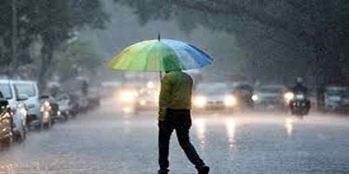 സംസ്ഥാനത്ത് മഴ തുടരും; മത്സ്യബന്ധനത്തിന് തടസമില്ല സംസ്ഥാനത്ത് മഴ തുടരും; മത്സ്യബന്ധനത്തിന് തടസമില്ല
