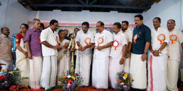 സ്കൂളുകൾ മതനിരപേക്ഷതയുടെ പ്രതീകങ്ങളാണ് ; ആന്റോ ആന്റണി എംപി സ്കൂളുകൾ മതനിരപേക്ഷതയുടെ പ്രതീകങ്ങളാണ് ; ആന്റോ ആന്റണി എംപി
