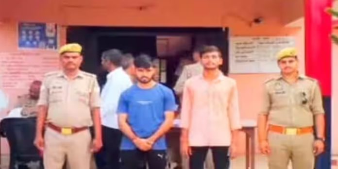പോലീസ് സ്റ്റേഷൻ പരിസരത്ത് റീൽ ഷൂട്ട് ചെയ്തു ; യുപിയിൽ യുവാക്കൾ അറസ്റ്റിൽ പോലീസ് സ്റ്റേഷൻ പരിസരത്ത് റീൽ ഷൂട്ട് ചെയ്തു ; യുപിയിൽ യുവാക്കൾ അറസ്റ്റിൽ