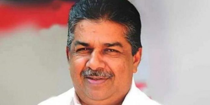 കടലിൽ പോകുന്ന ചെറുവള്ളങ്ങൾക്ക് നിയമം കർശനമാക്കുമെന്ന് മന്ത്രി സജി ചെറിയാൻ കടലിൽ പോകുന്ന ചെറുവള്ളങ്ങൾക്ക് നിയമം കർശനമാക്കുമെന്ന് മന്ത്രി സജി ചെറിയാൻ